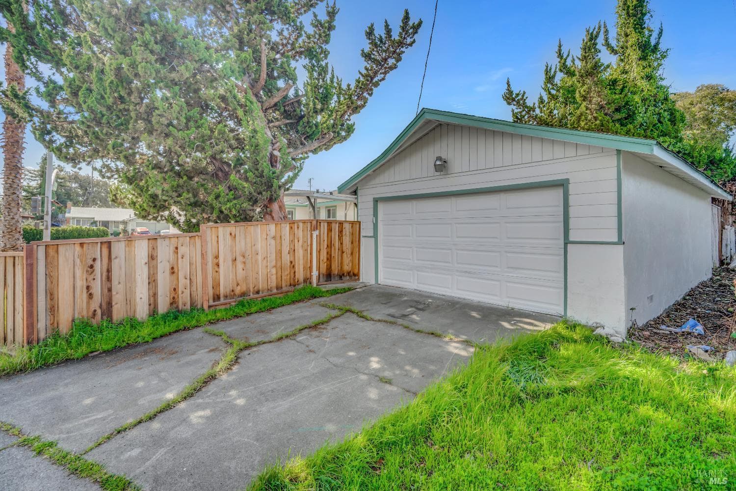 1268 Sereno Drive thumbnail 26