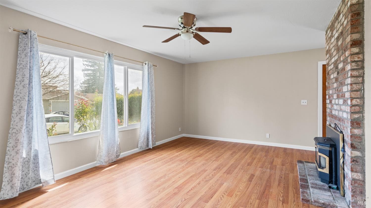 2731 Orchid Street thumbnail 16