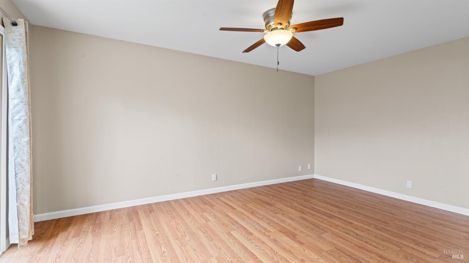 2731 Orchid Street thumbnail 34