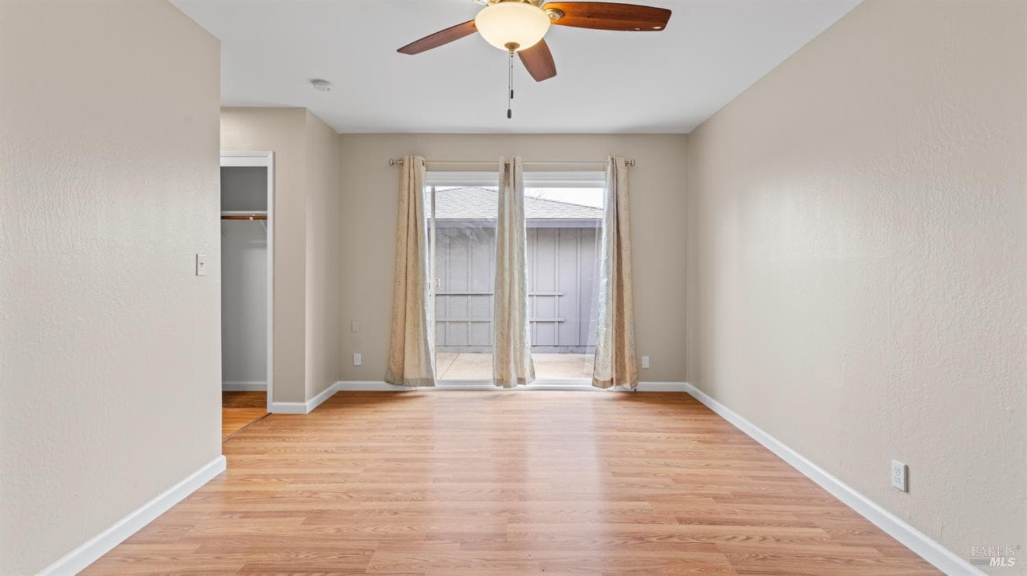 2731 Orchid Street thumbnail 36