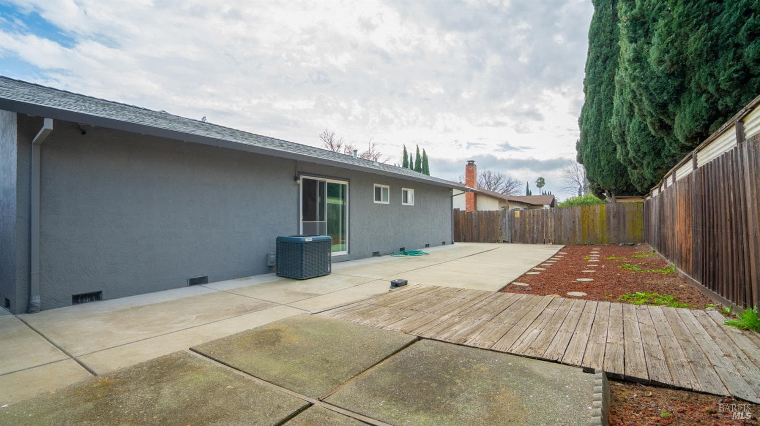2731 Orchid Street thumbnail 40