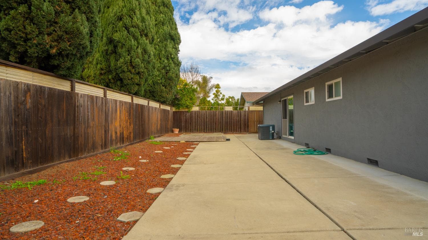 2731 Orchid Street thumbnail 42