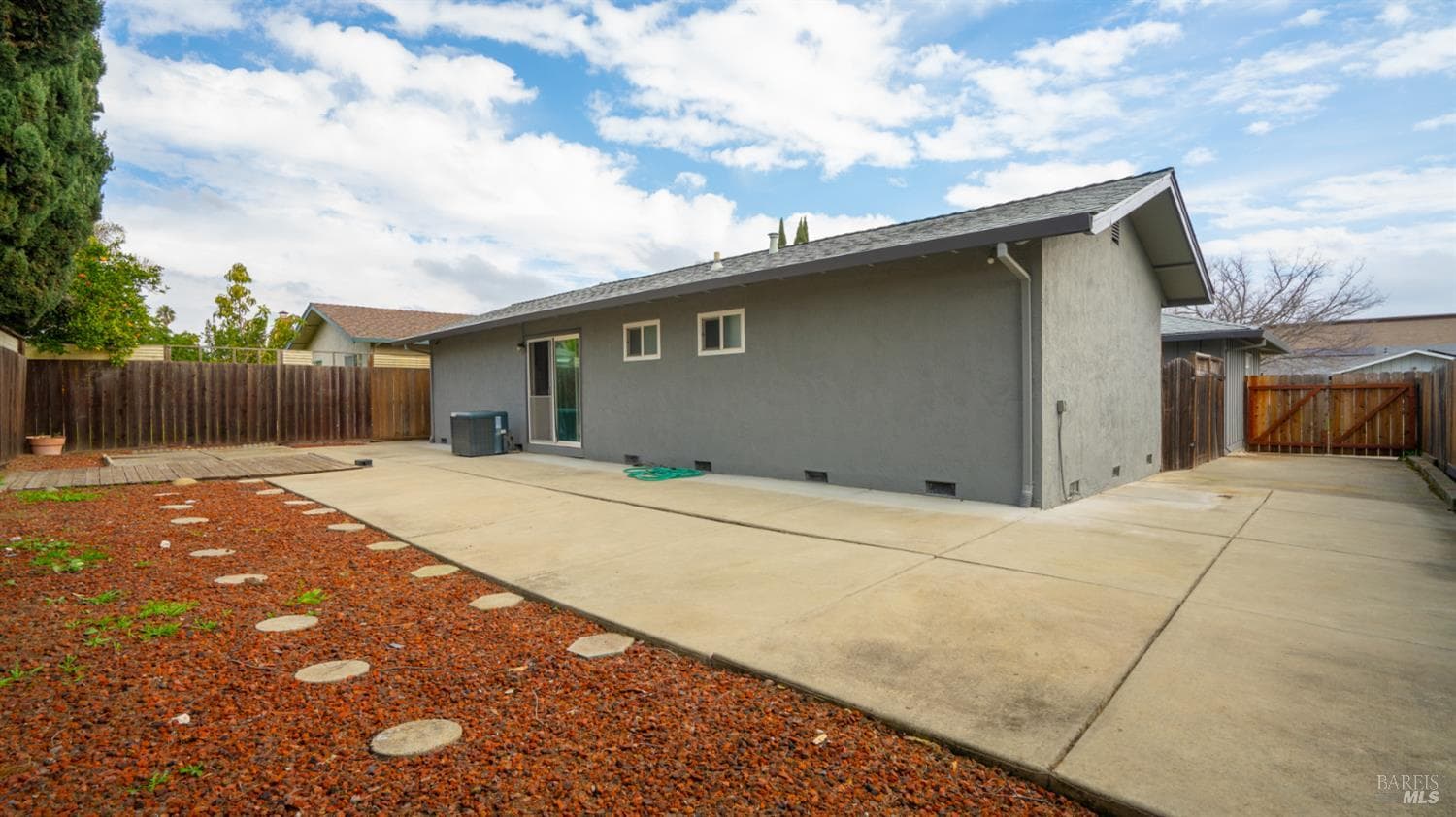 2731 Orchid Street thumbnail 43