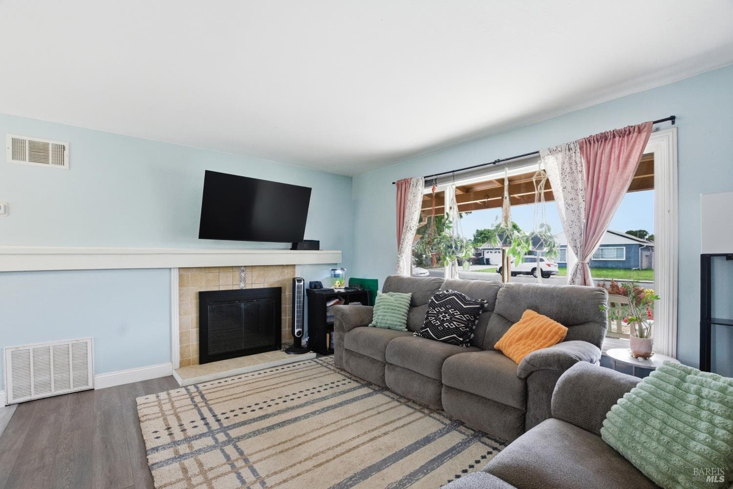 913 5th Street thumbnail 11