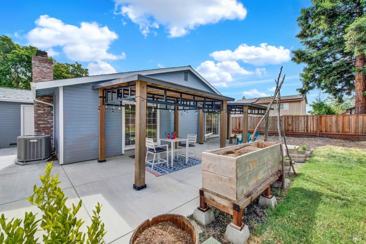 439 Hamilton Drive thumbnail 31