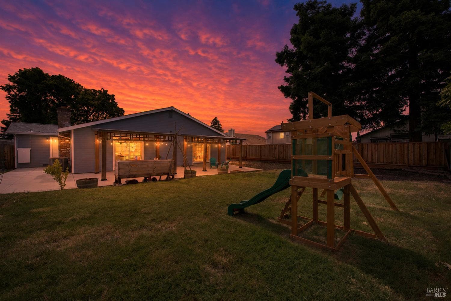 439 Hamilton Drive thumbnail 45