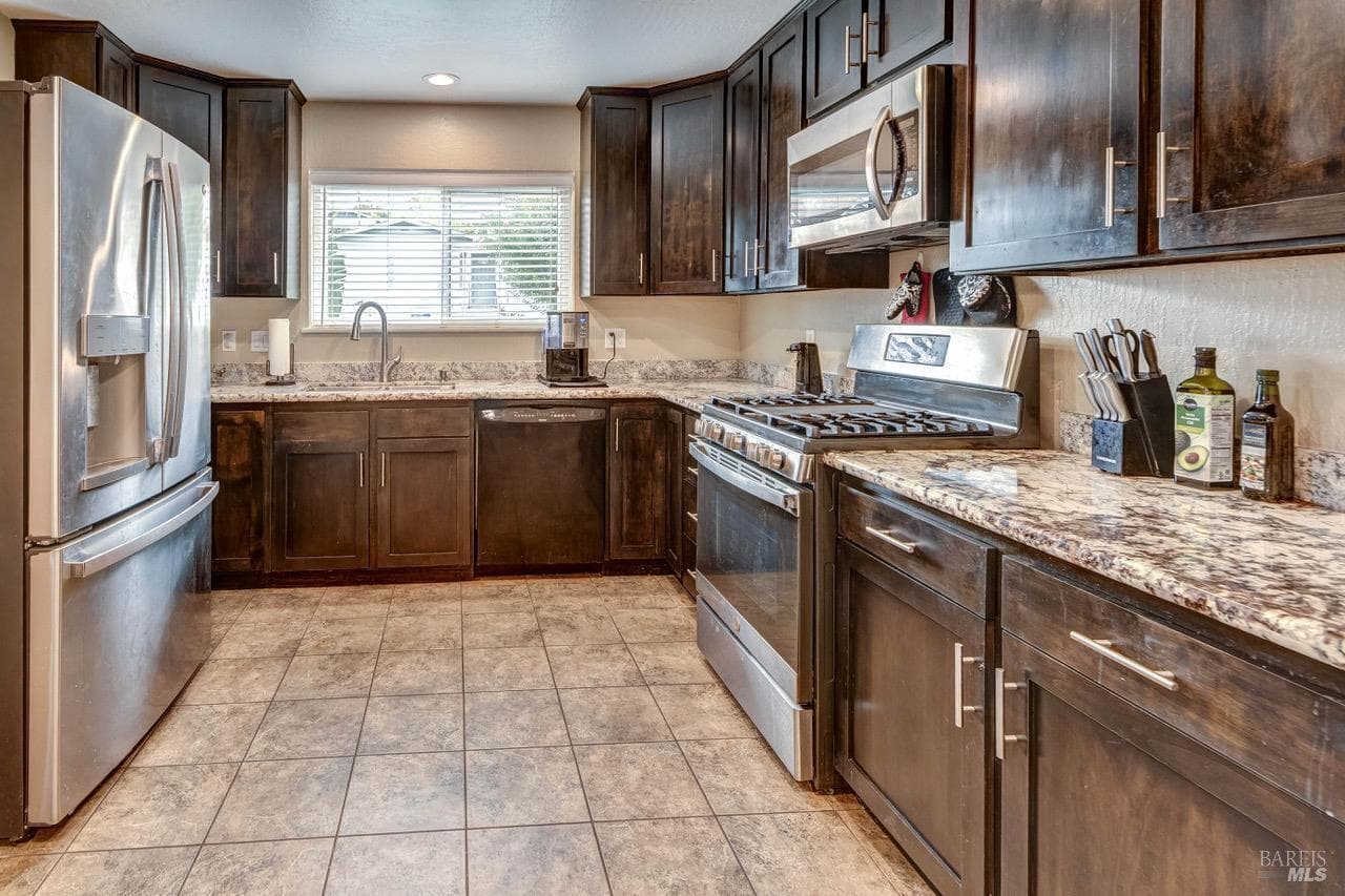 1448 O Hare Drive thumbnail 14