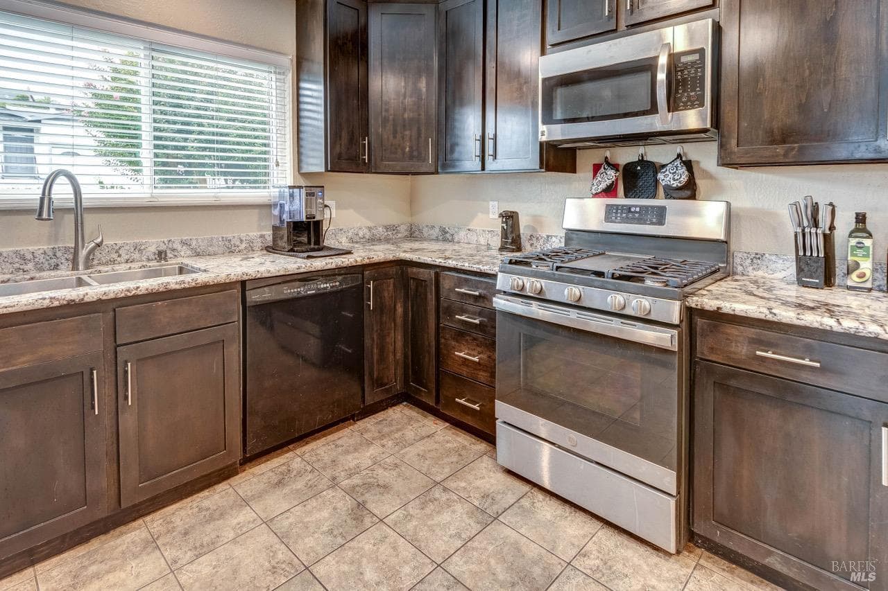 1448 O Hare Drive thumbnail 15