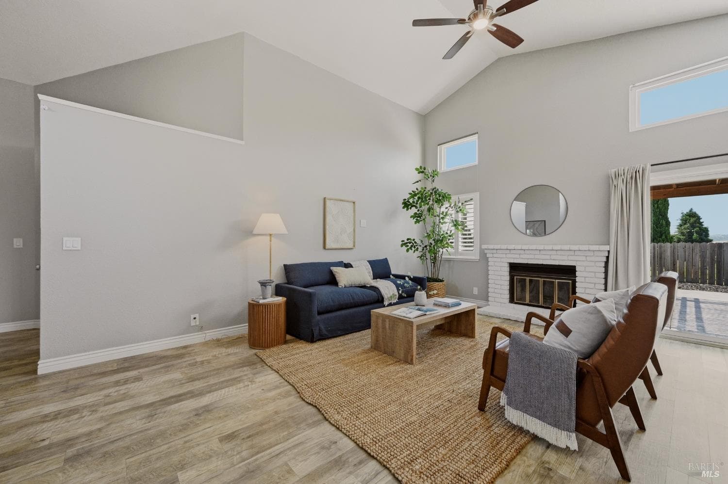 548 Gardenia Court thumbnail 17