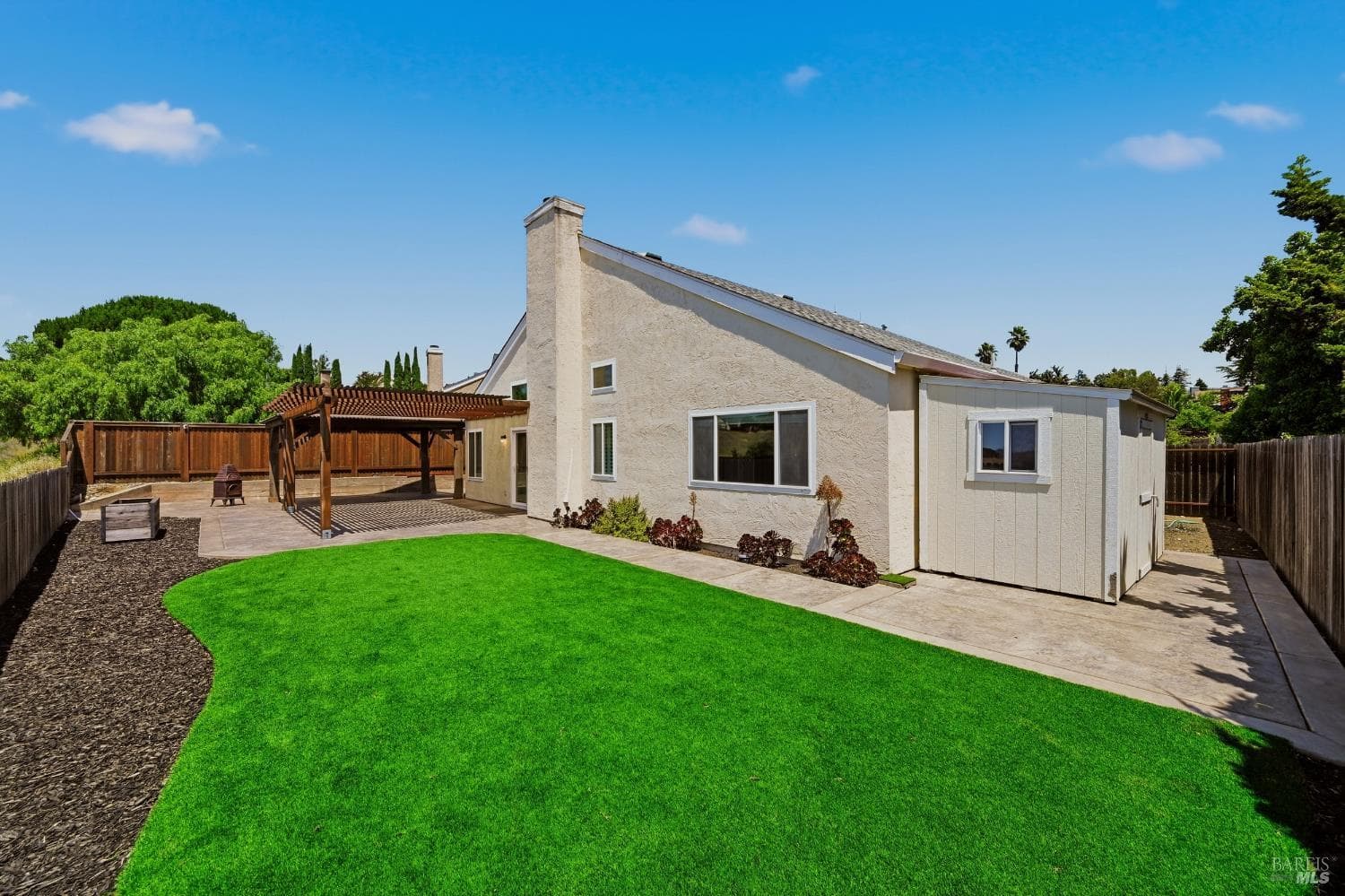 548 Gardenia Court thumbnail 31
