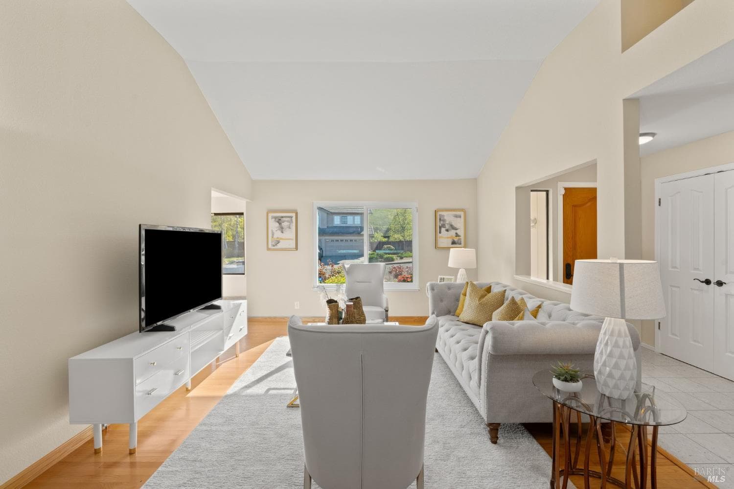 2209 Ascot Parkway thumbnail 8