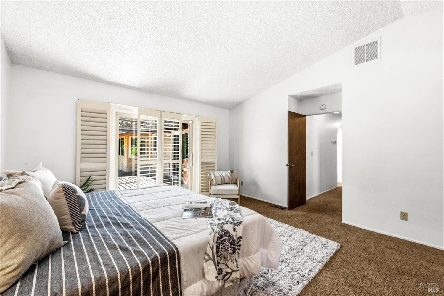 3012 Chestnut Court thumbnail 35