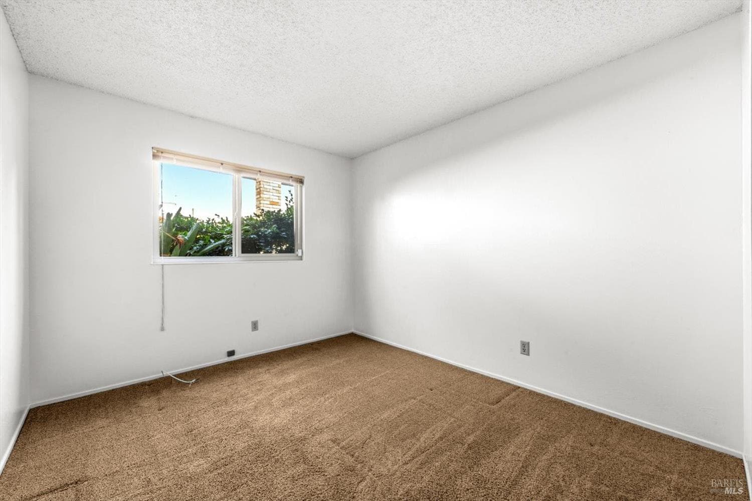 3012 Chestnut Court thumbnail 45
