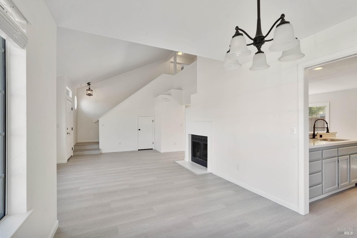 948 Shadywood Circle thumbnail 7