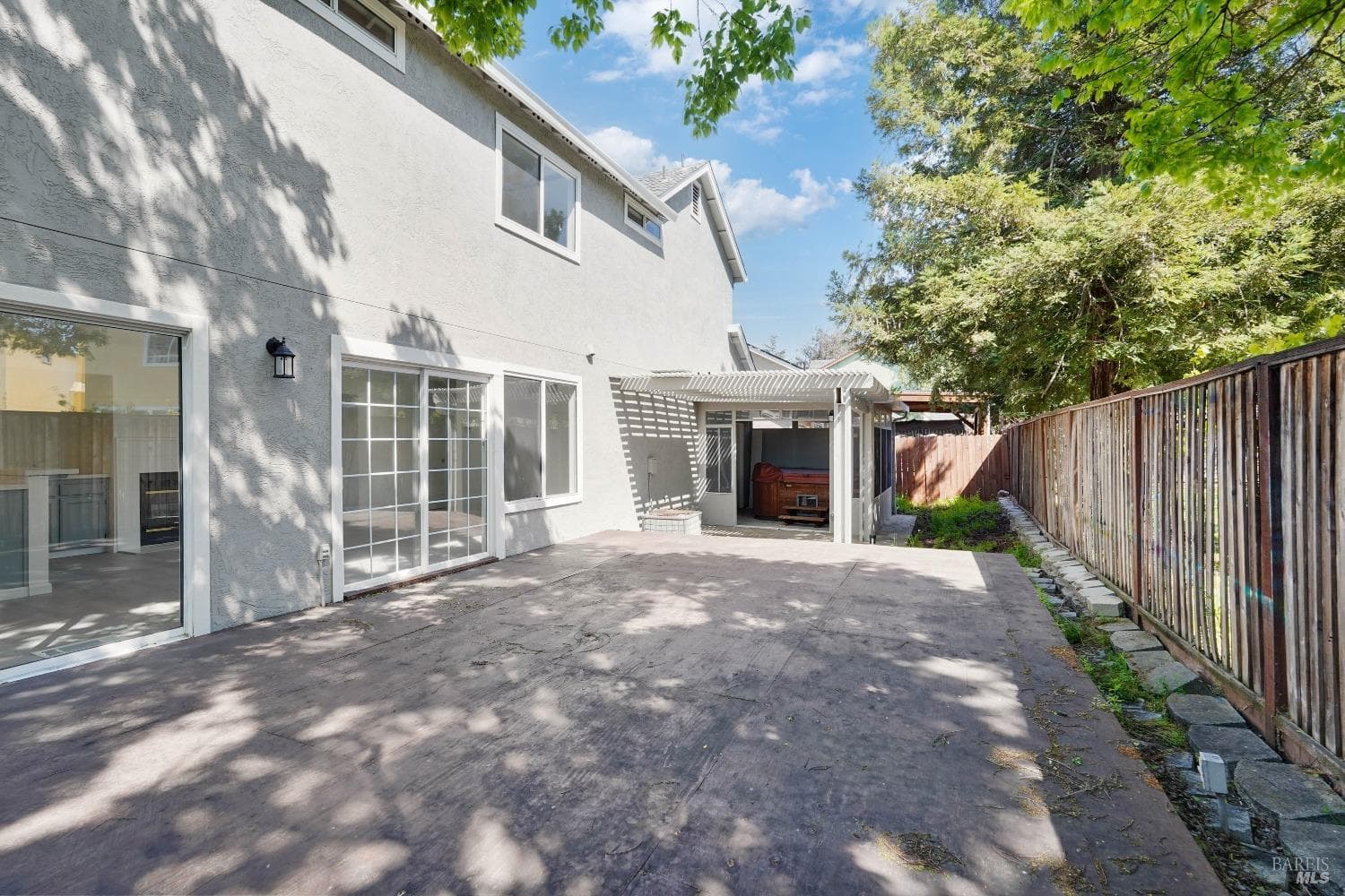 948 Shadywood Circle thumbnail 43