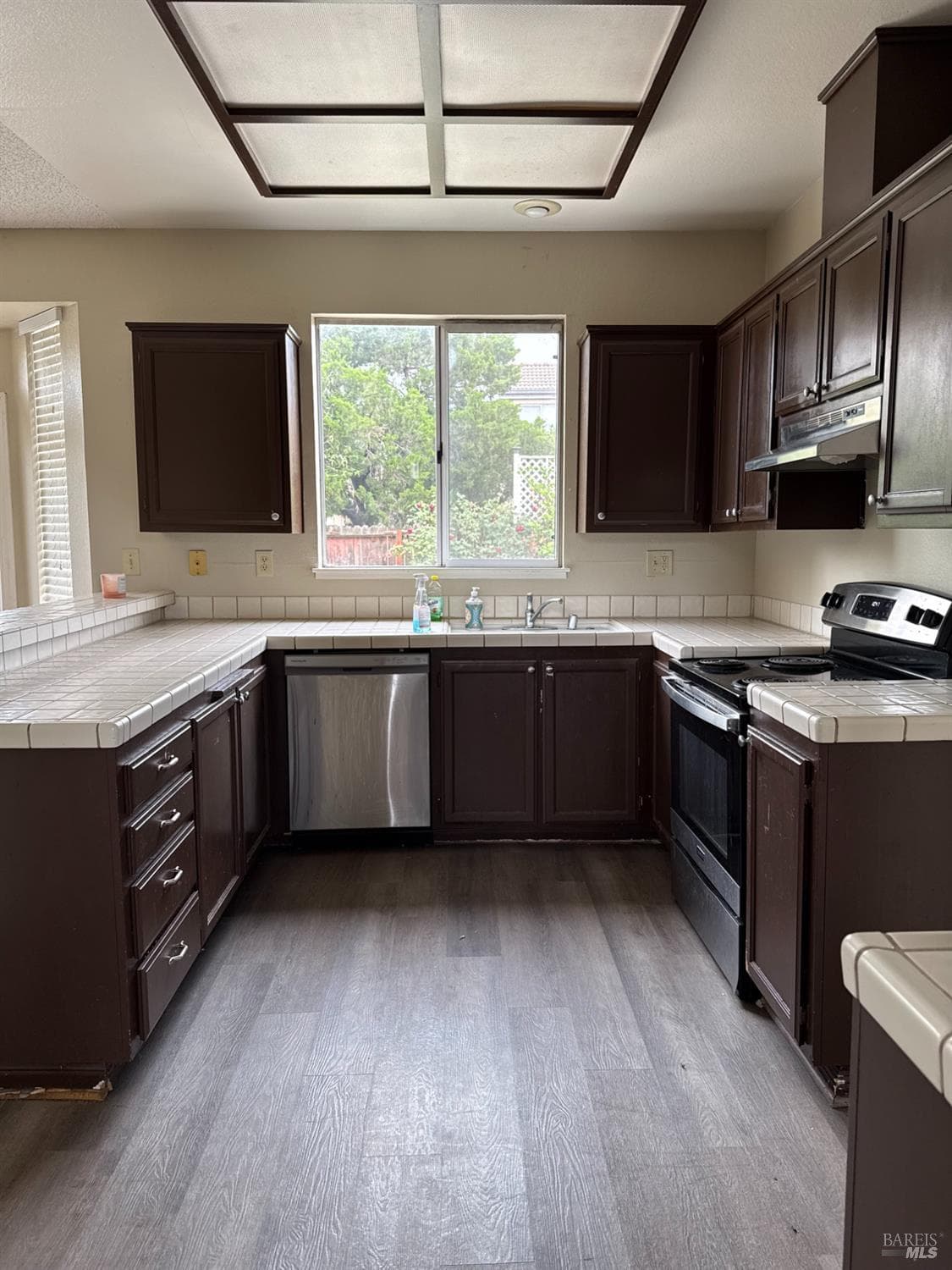 1288 Mayfield Circle thumbnail 3