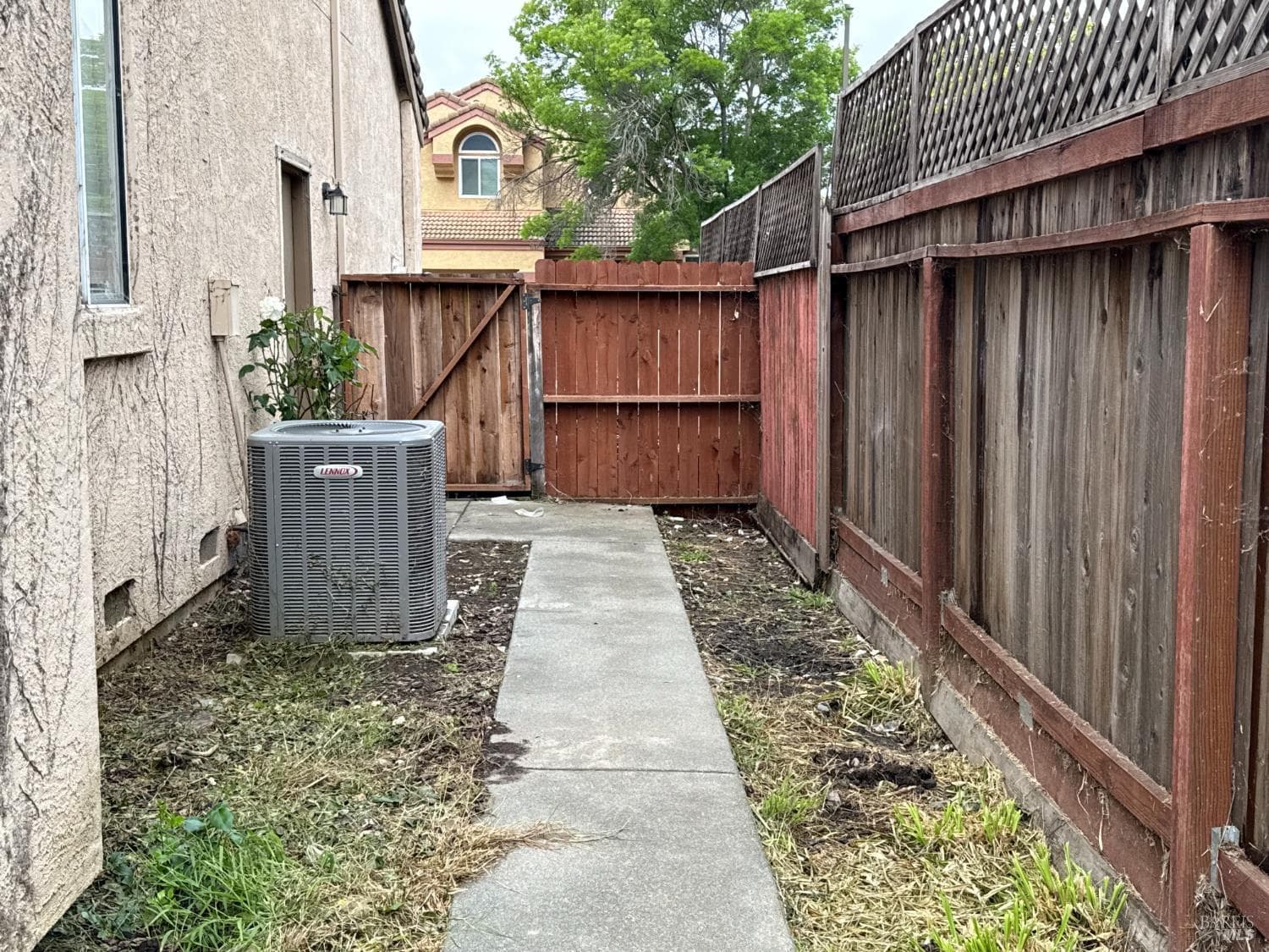 1288 Mayfield Circle thumbnail 23