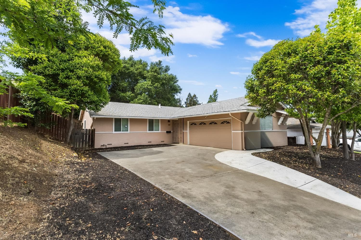 359 Rollingwood Drive thumbnail 5