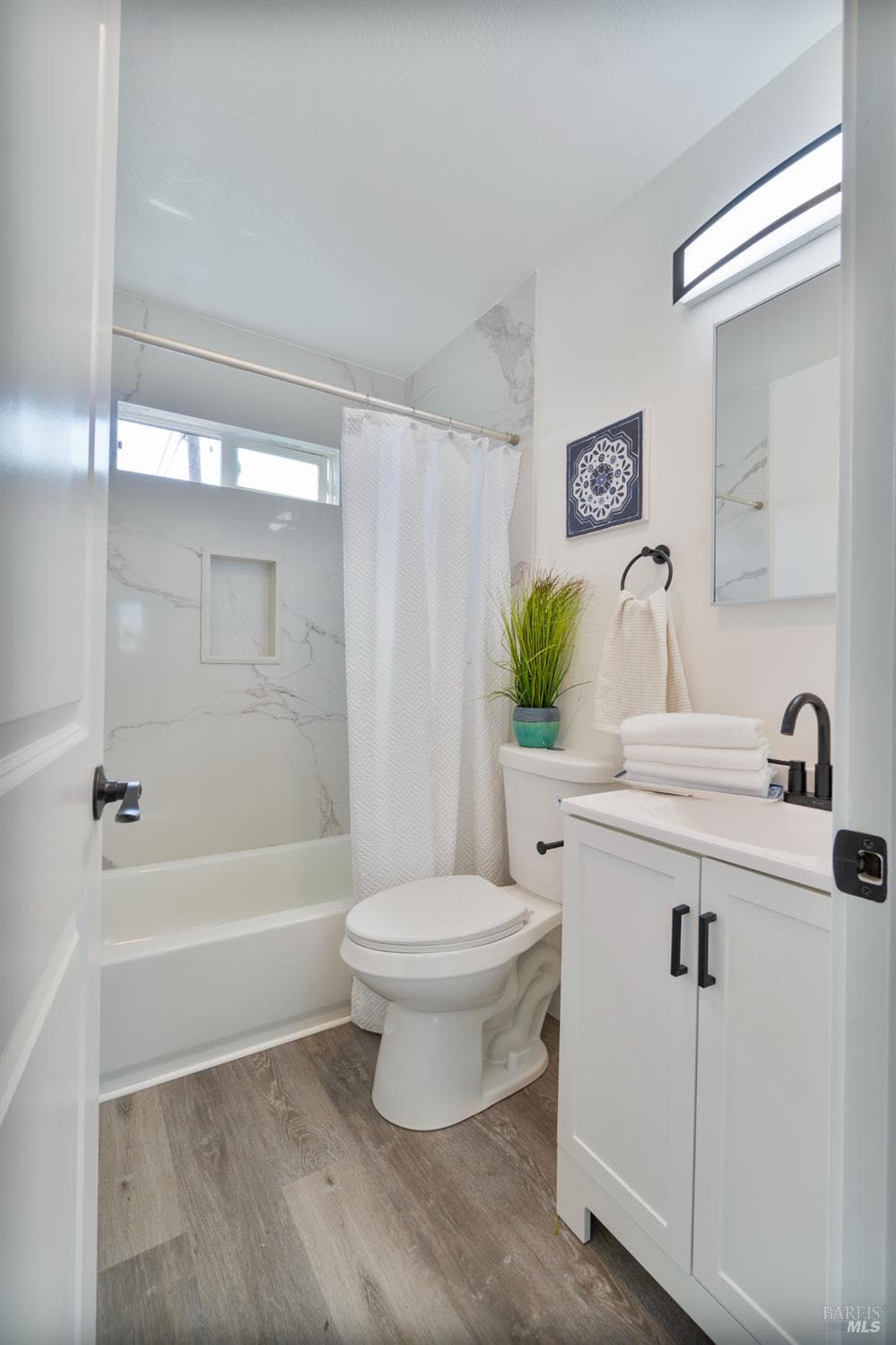 1307 Mckinley Street thumbnail 14