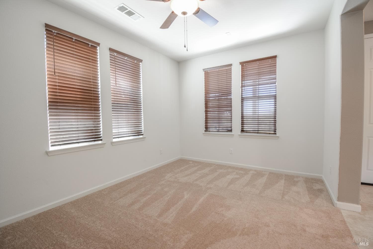 1026 FLAGSHIP Drive thumbnail 16