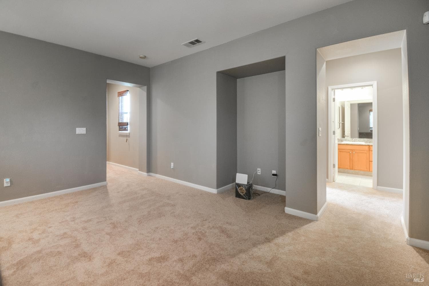1026 FLAGSHIP Drive thumbnail 40
