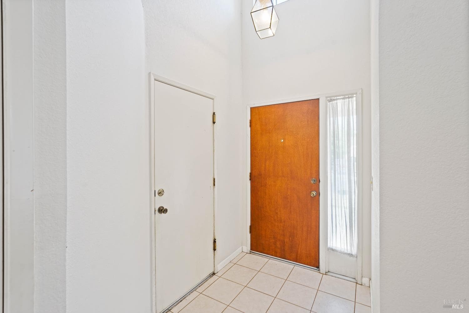 1068 MISSION Circle thumbnail 37