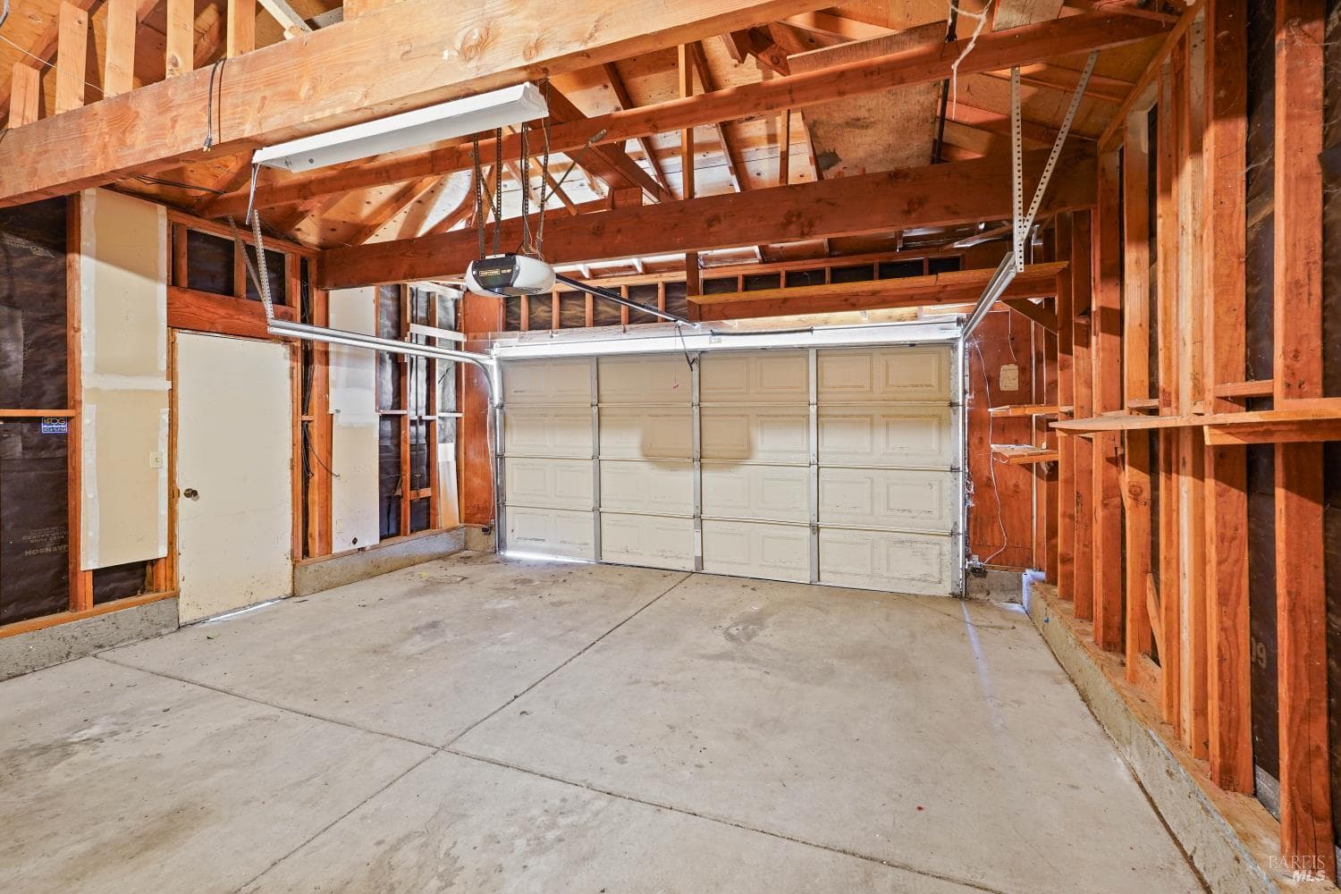 1068 MISSION Circle thumbnail 38