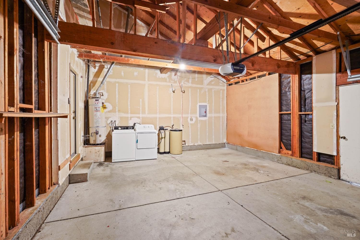 1068 MISSION Circle thumbnail 39