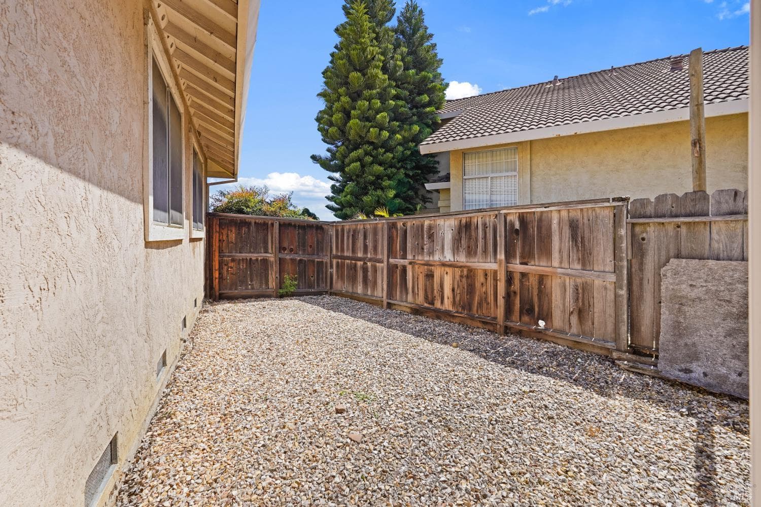 1068 MISSION Circle thumbnail 47