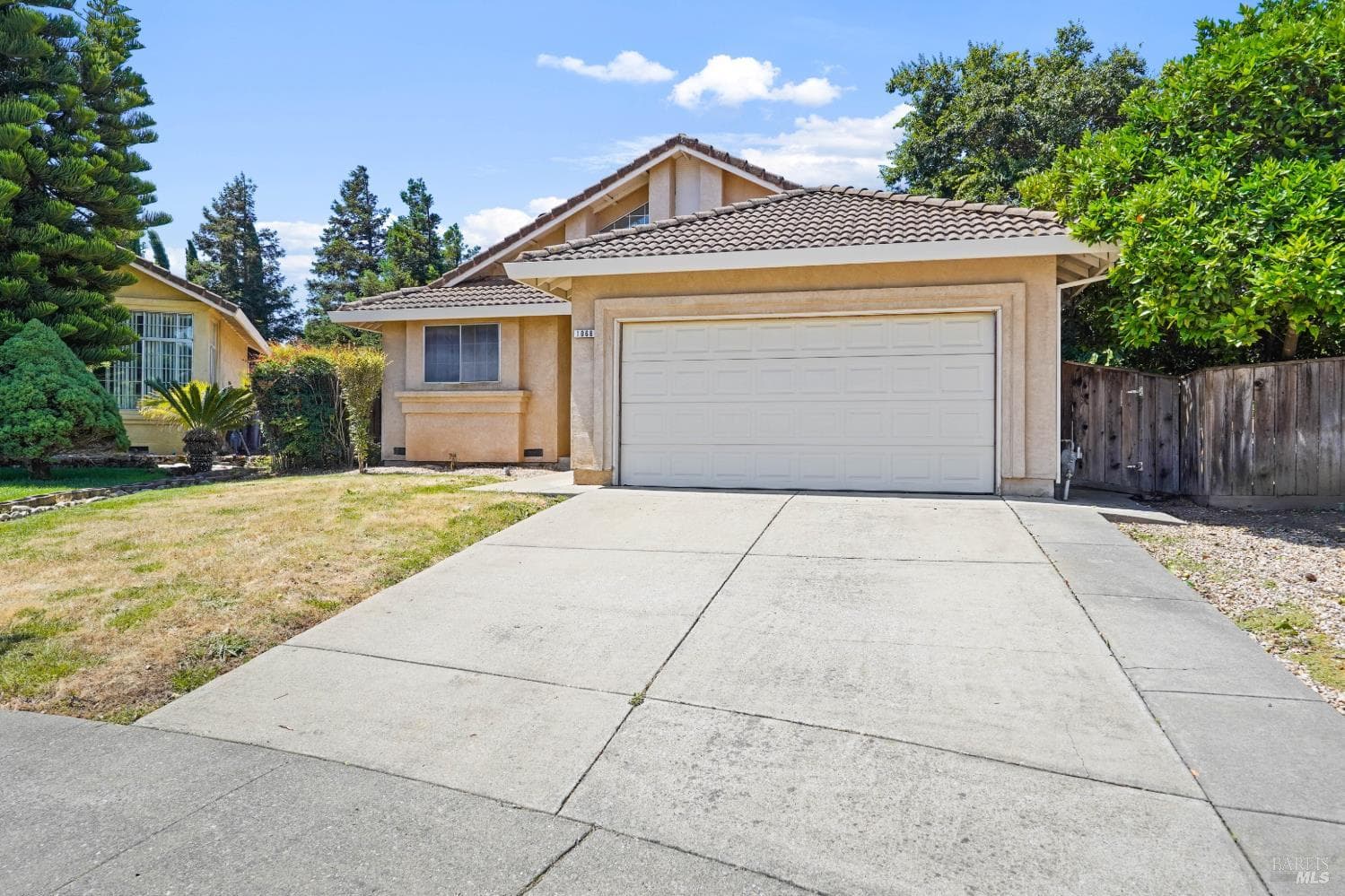 1068 MISSION Circle thumbnail 66