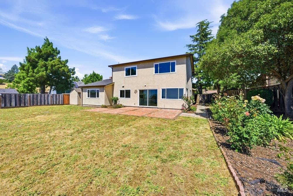 242 Dundee Way thumbnail 67