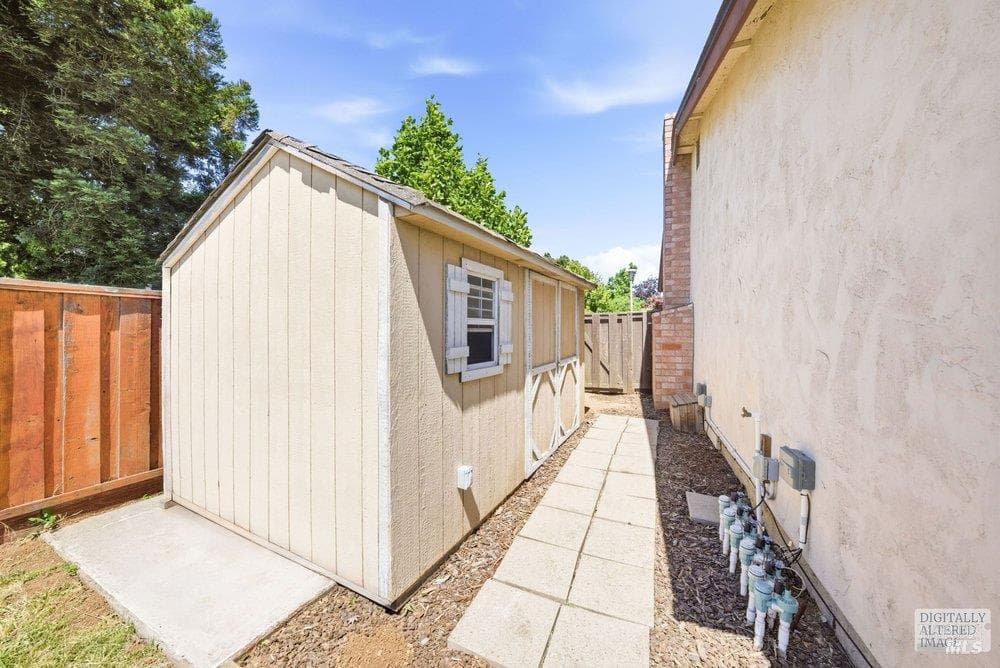 242 Dundee Way thumbnail 70