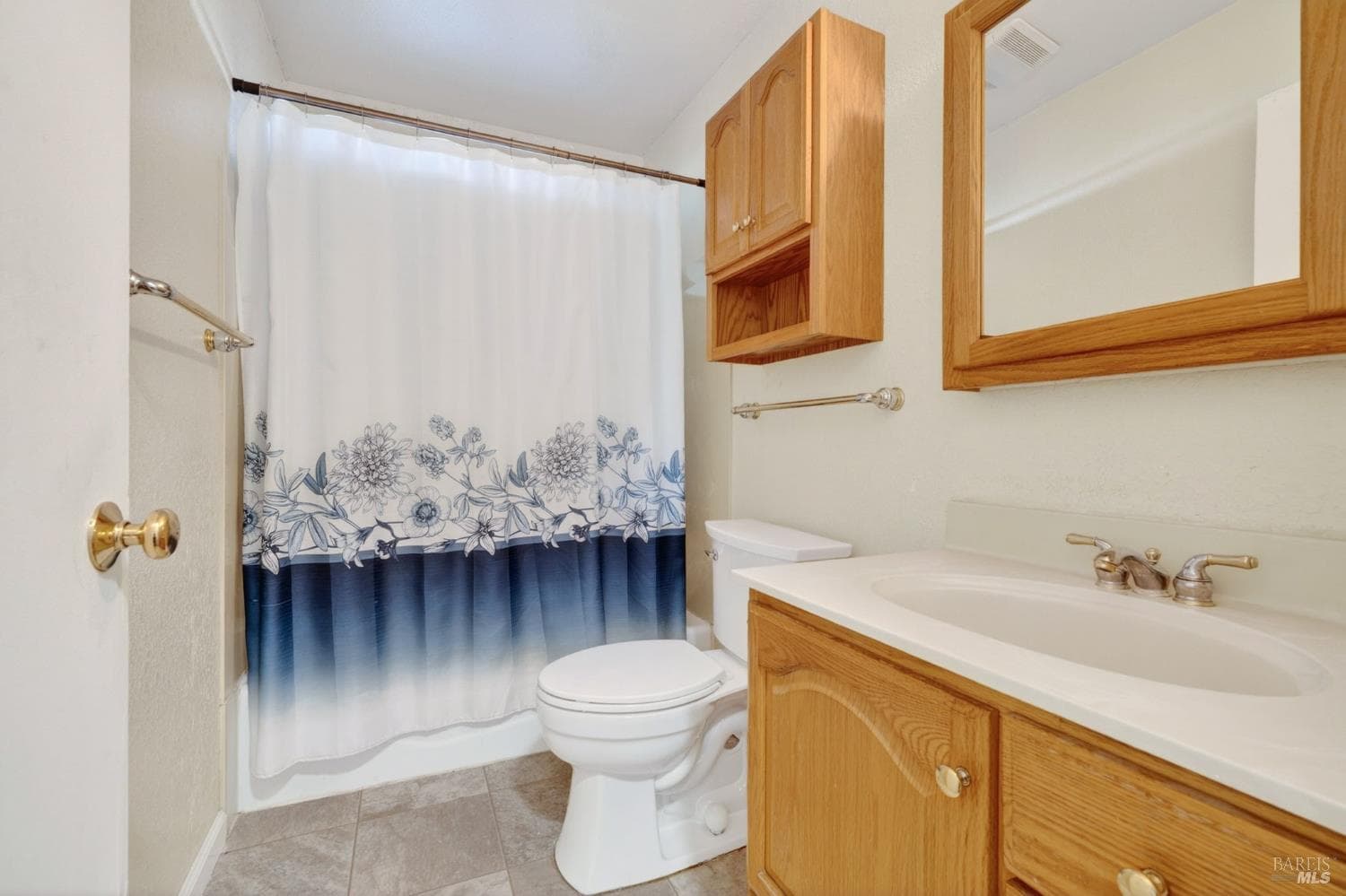 1607 James Street thumbnail 12