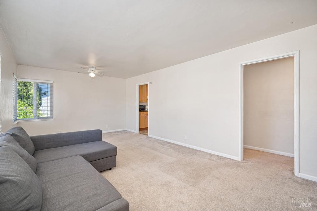 209 Alhambra Avenue thumbnail 6