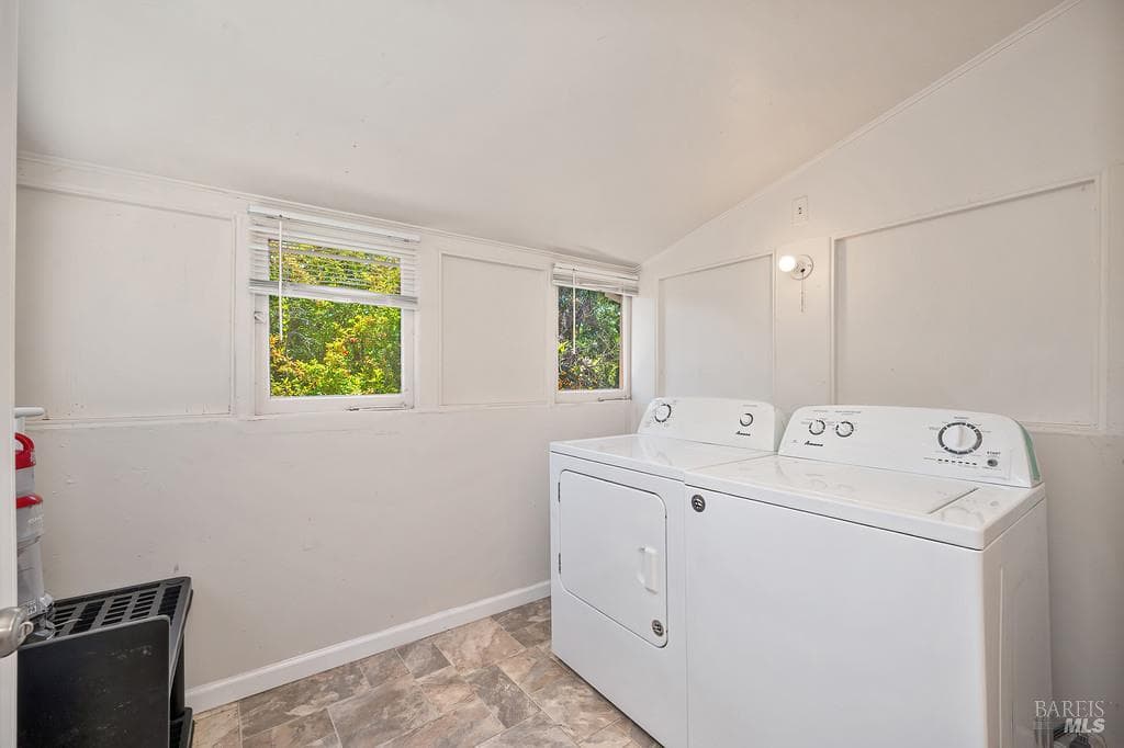 209 Alhambra Avenue thumbnail 14