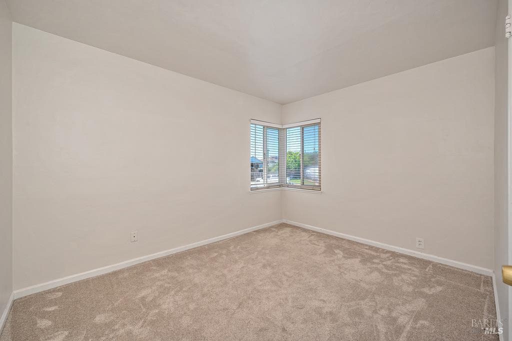 209 Alhambra Avenue thumbnail 18