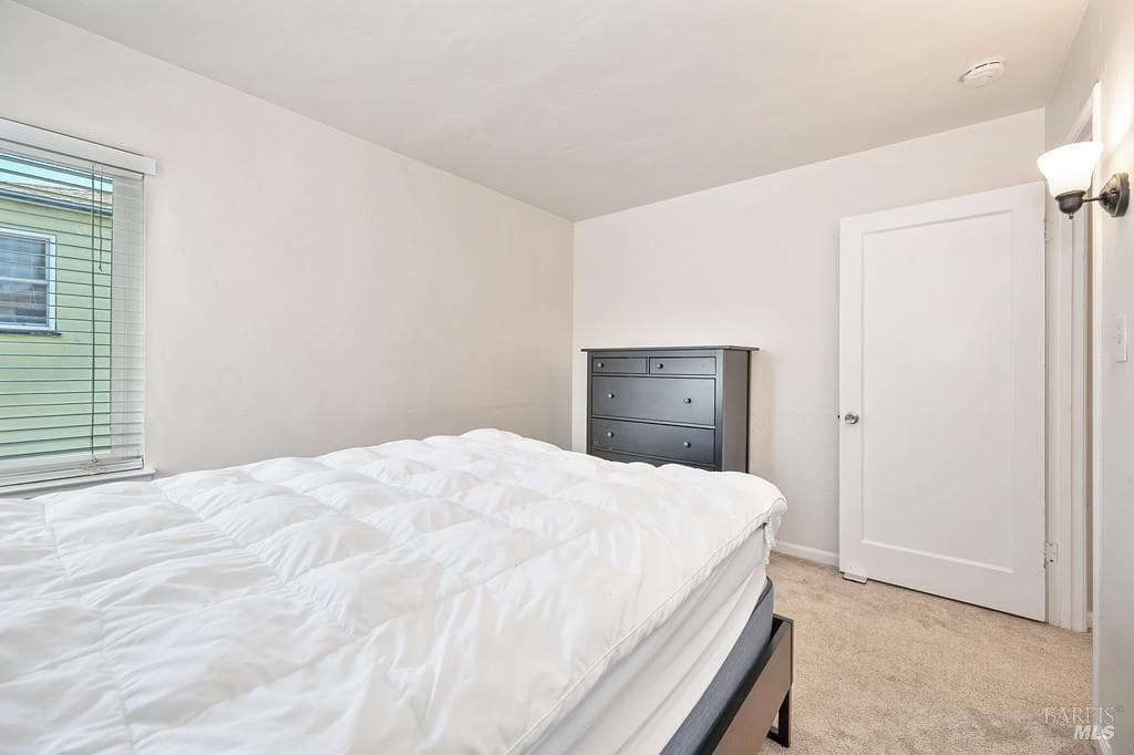 209 Alhambra Avenue thumbnail 23