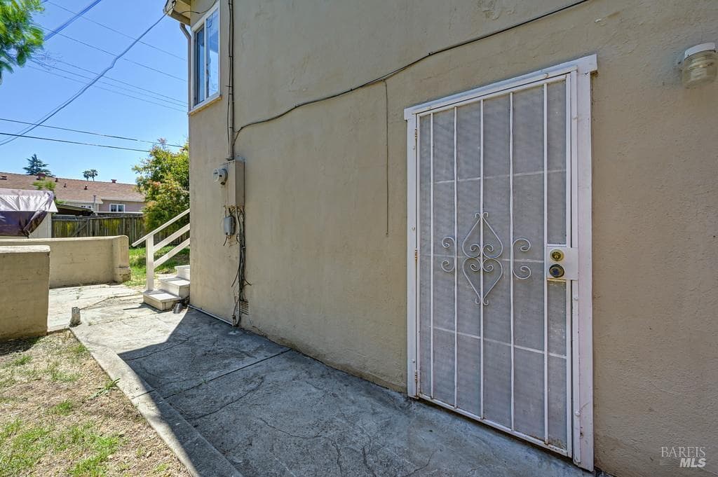 209 Alhambra Avenue thumbnail 42