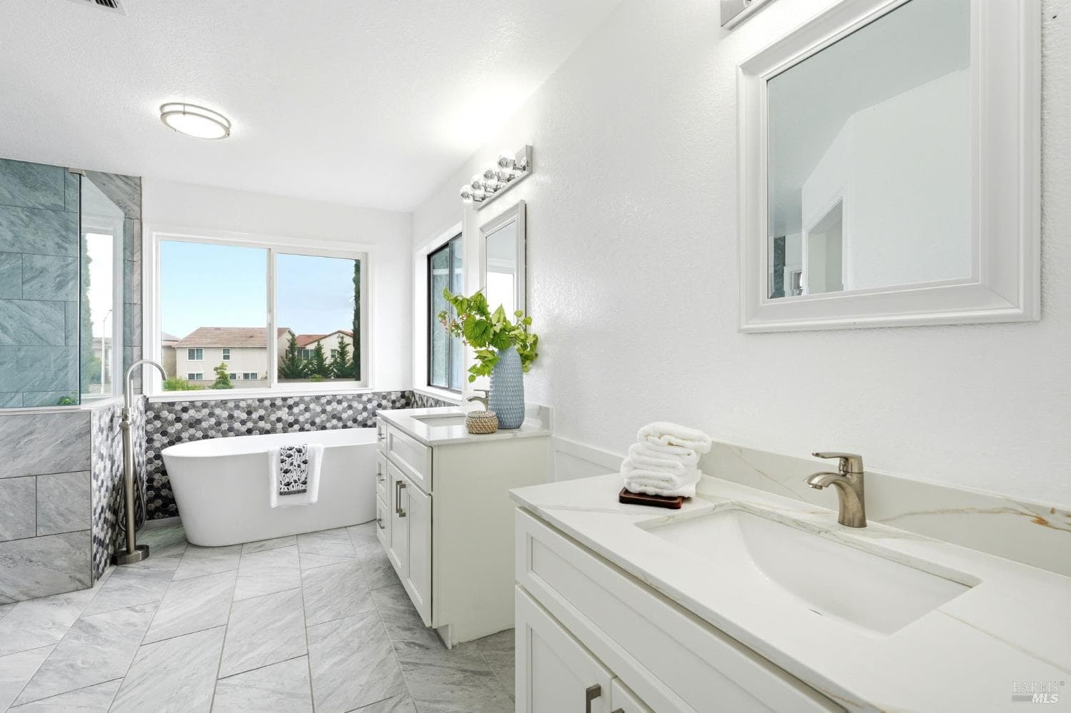 2782 Canal Court thumbnail 30