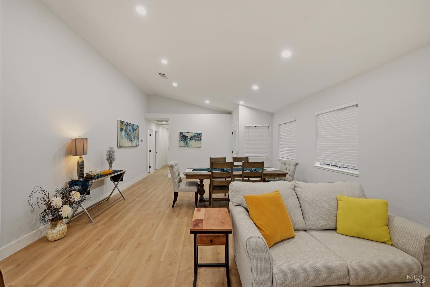 1045 Camellia Lane thumbnail 12