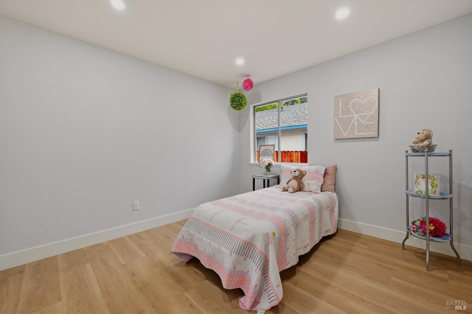 1045 Camellia Lane thumbnail 19
