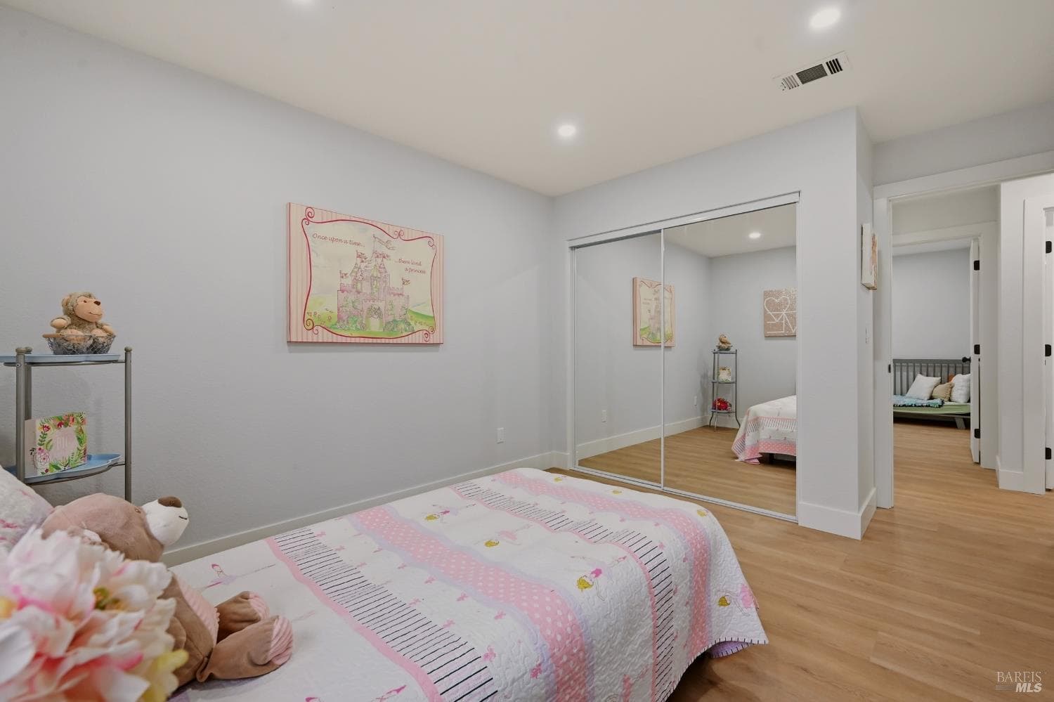 1045 Camellia Lane thumbnail 23
