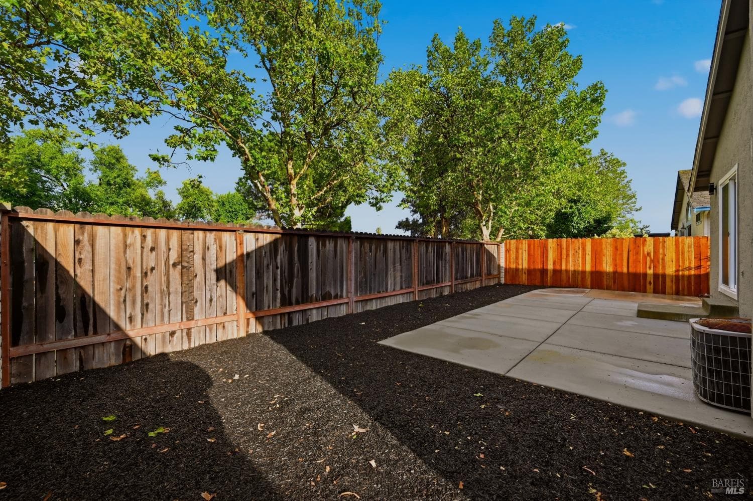 1045 Camellia Lane thumbnail 26