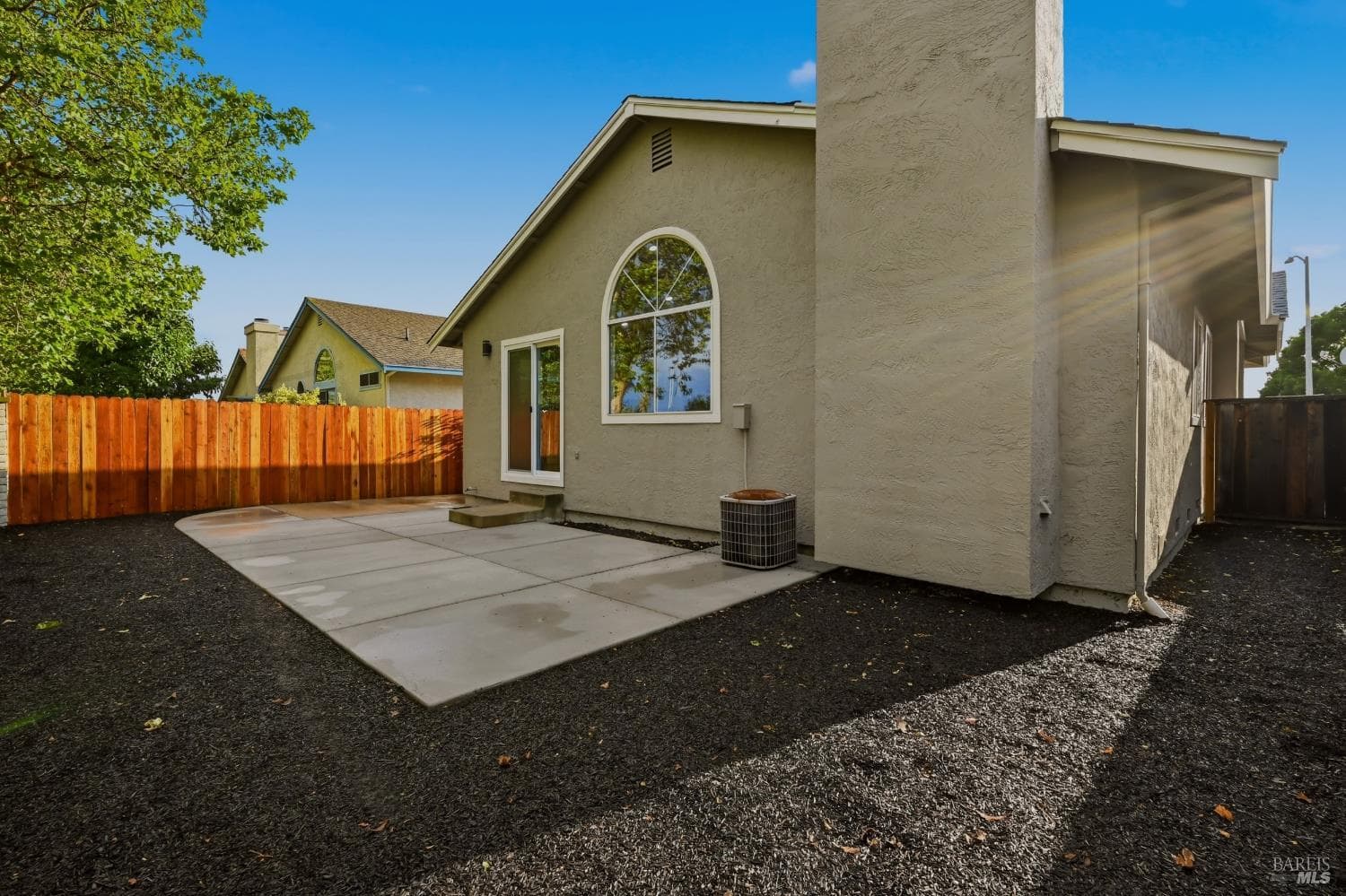 1045 Camellia Lane thumbnail 27