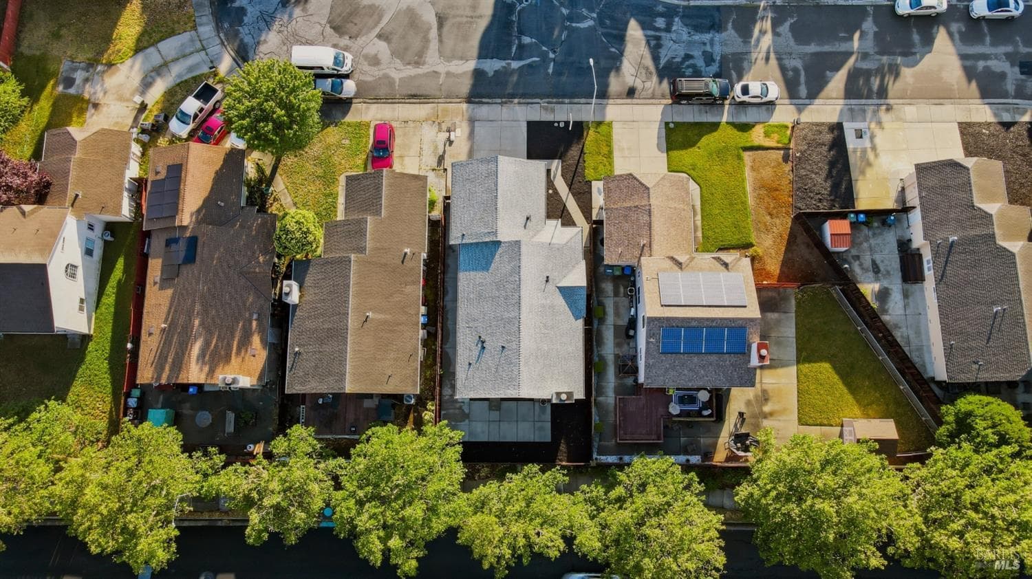 1045 Camellia Lane thumbnail 33