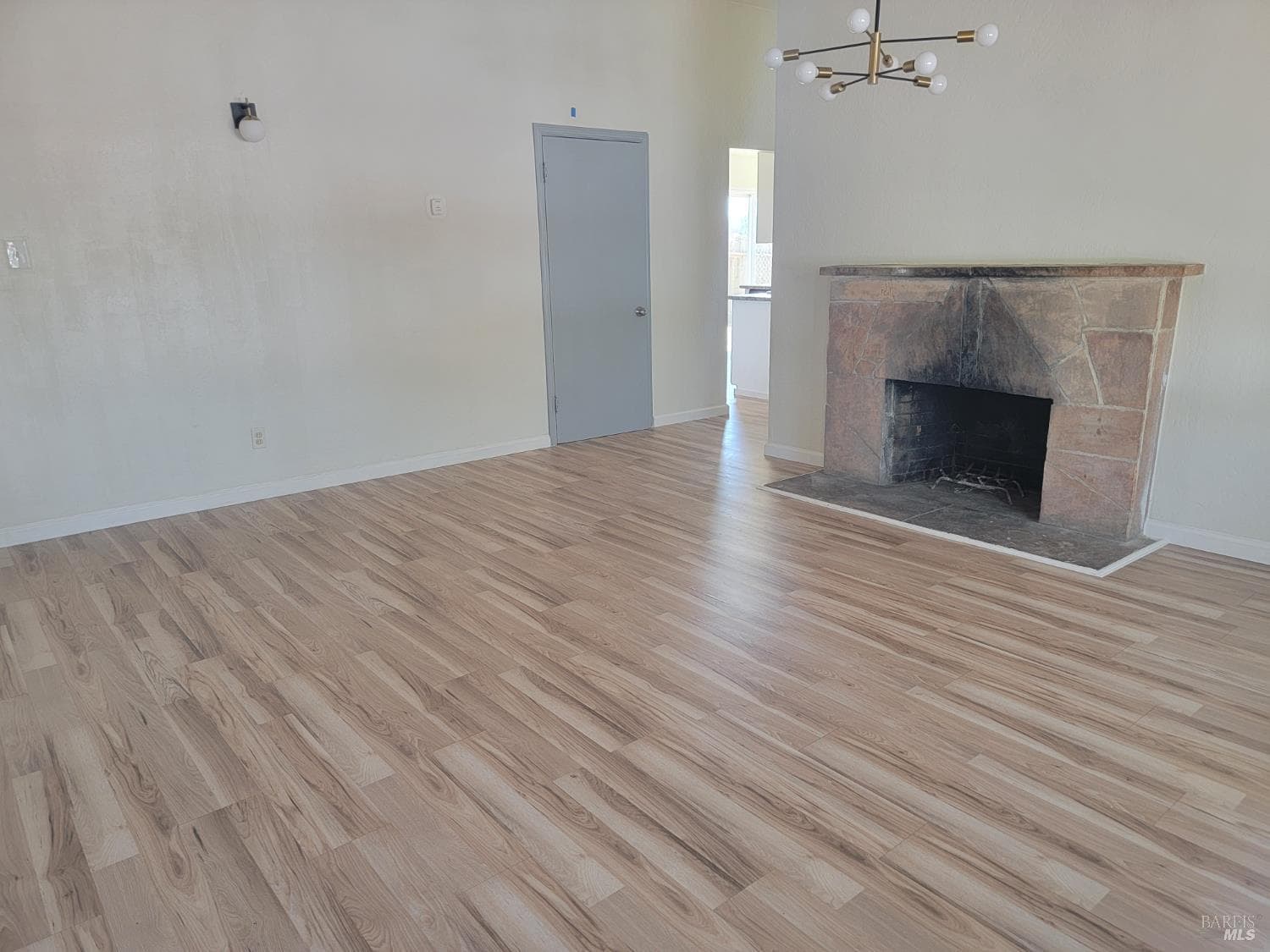 103 Pueblo Way thumbnail 4