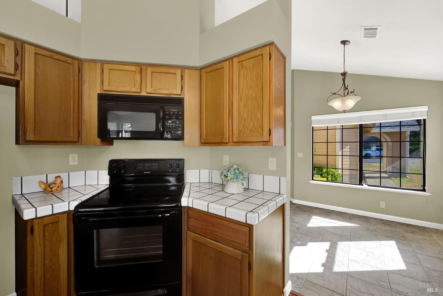 2405 Topgallant Court thumbnail 15
