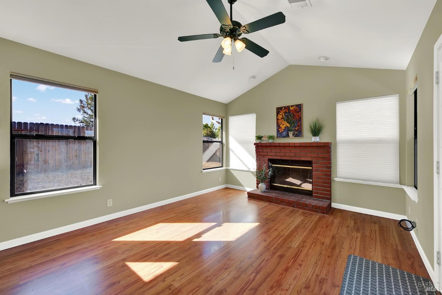 2405 Topgallant Court thumbnail 25