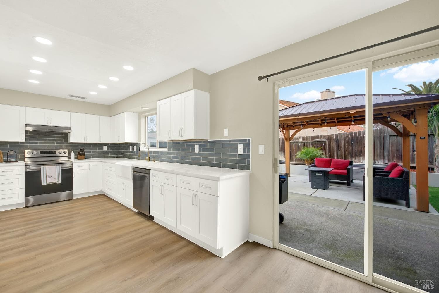 1106 Charter Lane thumbnail 19