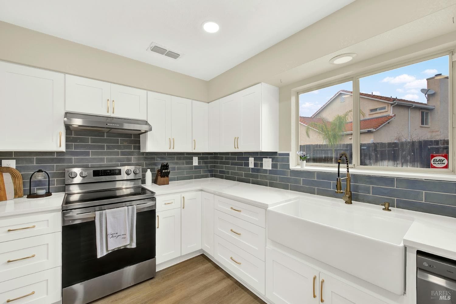 1106 Charter Lane thumbnail 24